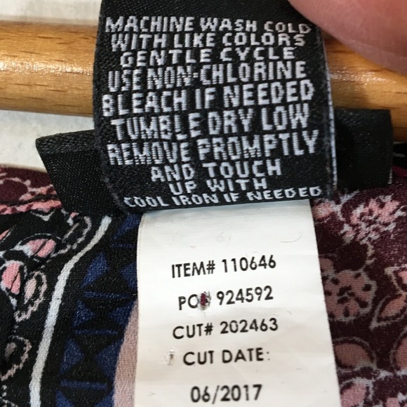 Torrid Boho Stripe Floral‎ Print Blouse Top Shirt Burgundy Blue Women Size 3 - Picture 6 of 6